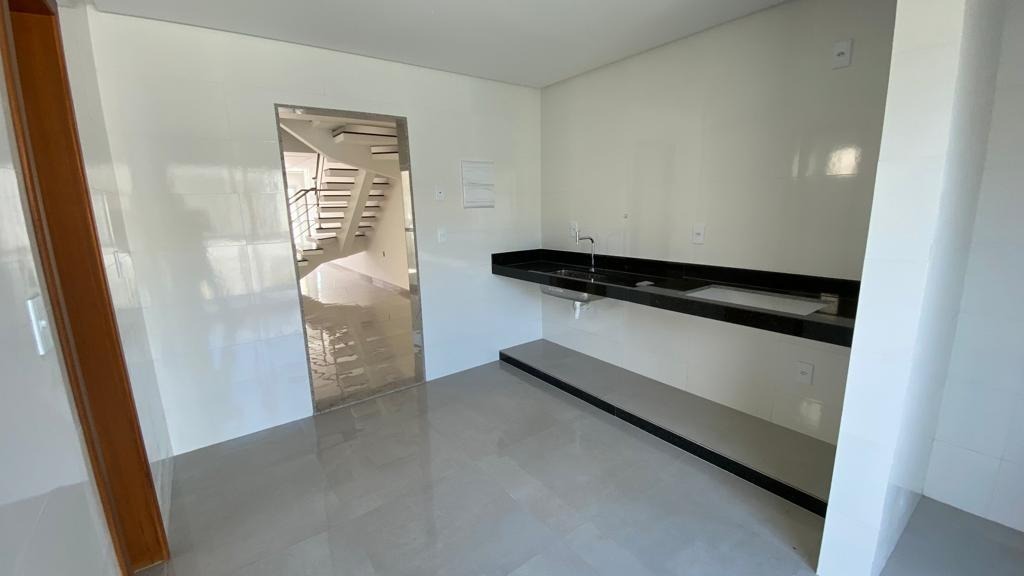 Casa à venda com 3 quartos, 150m² - Foto 27