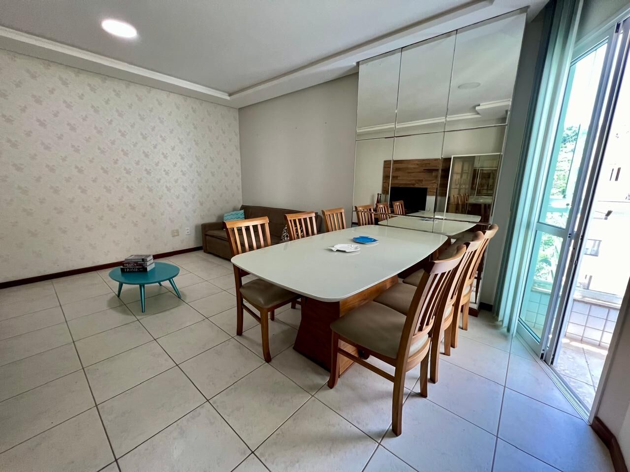 Apartamento à venda com 3 quartos, 97m² - Foto 6