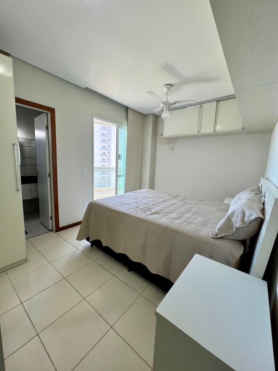 Apartamento à venda com 3 quartos, 97m² - Foto 17