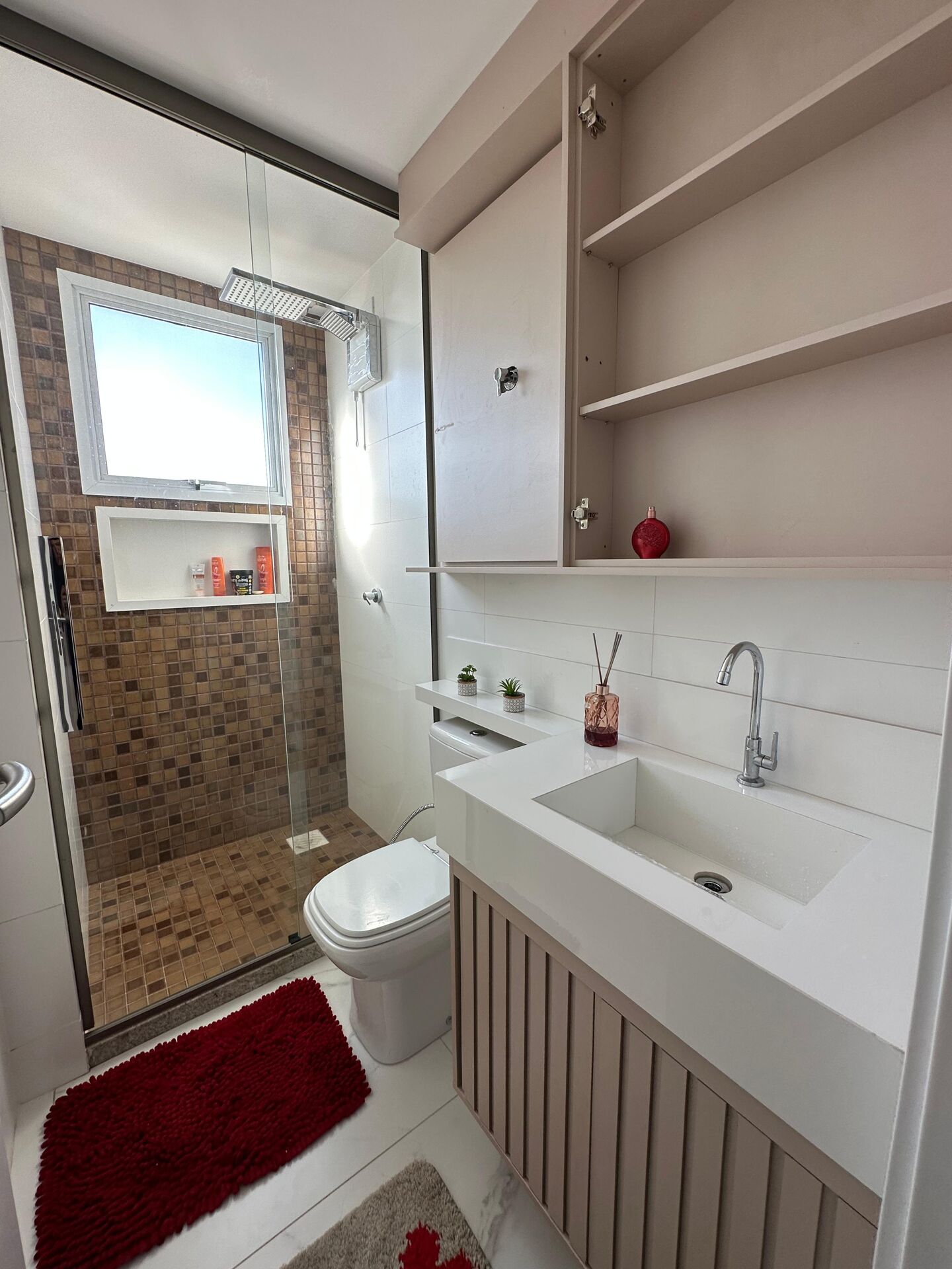 Apartamento à venda com 2 quartos, 75m² - Foto 12