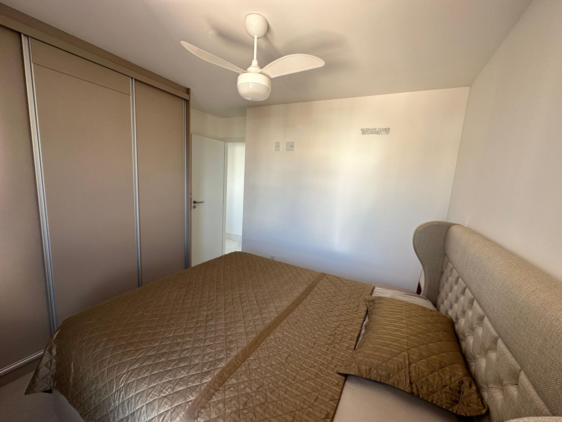 Apartamento à venda com 2 quartos, 75m² - Foto 16