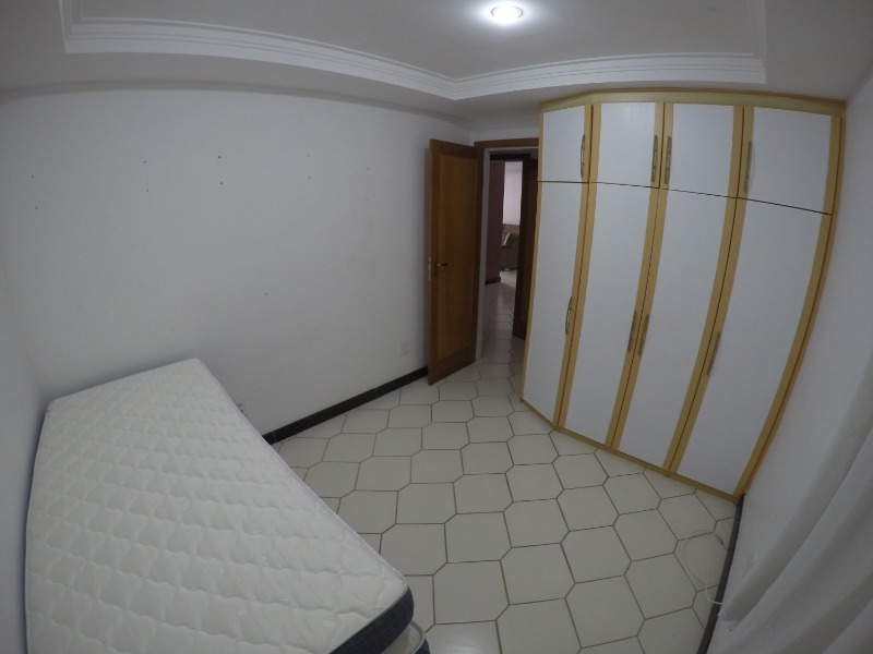 Apartamento à venda com 3 quartos, 130m² - Foto 18