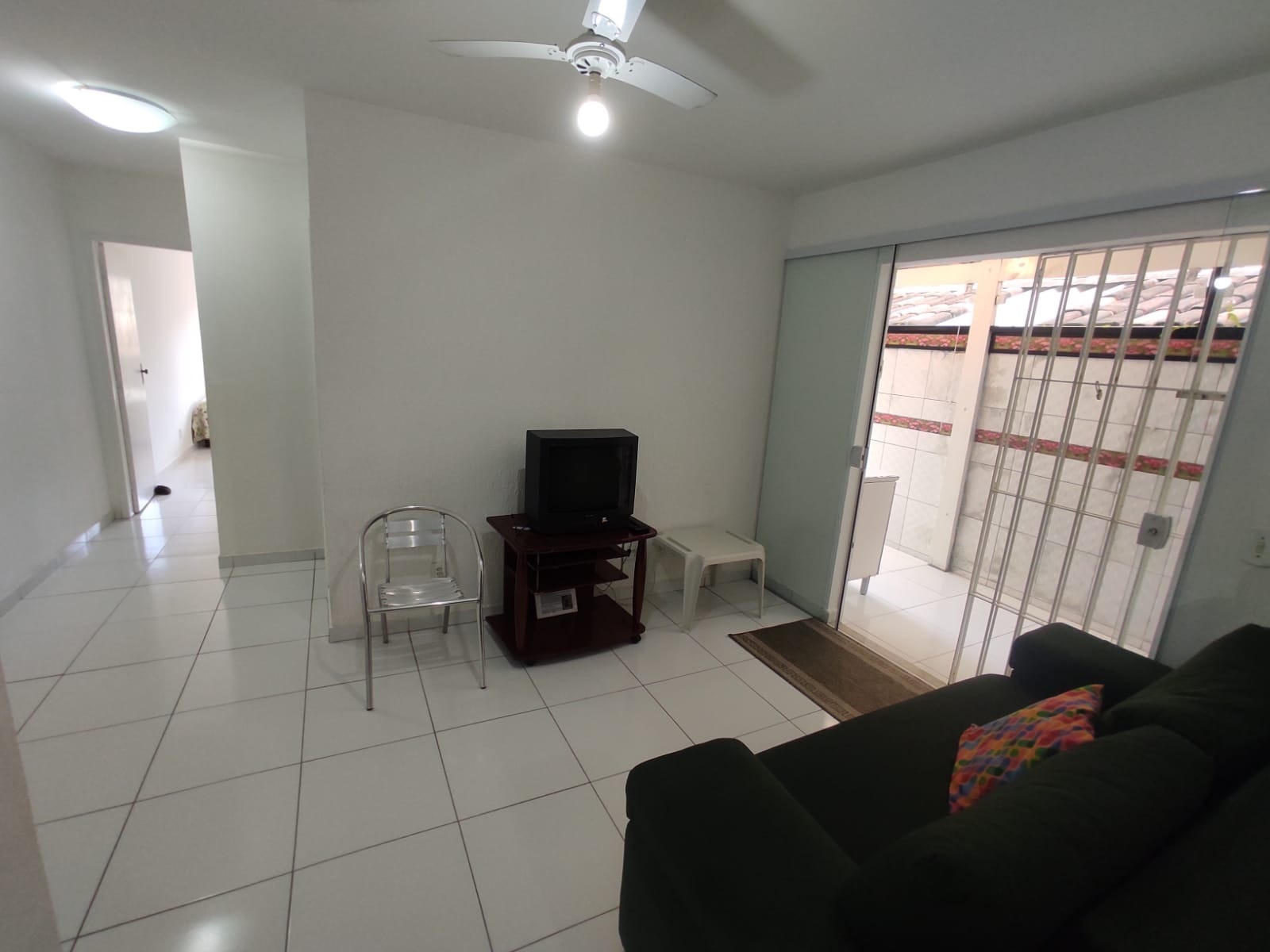 Apartamento à venda com 2 quartos, 112m² - Foto 2