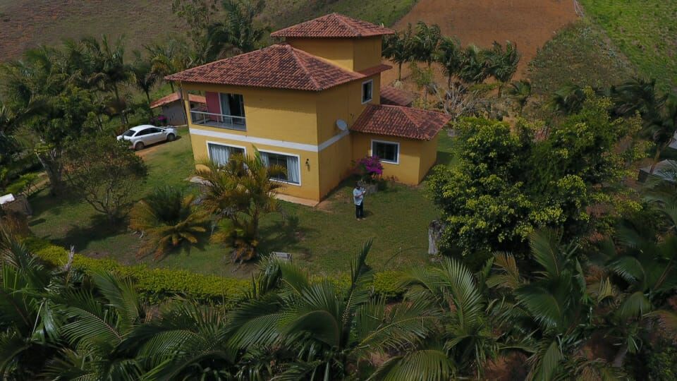 Fazenda à venda com 4 quartos, 25000m² - Foto 1