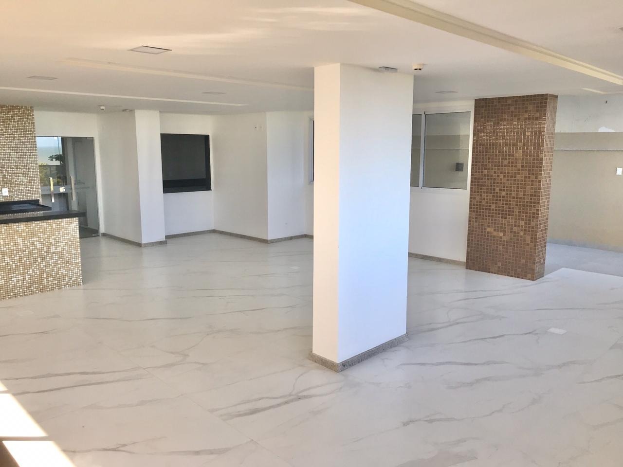 Cobertura à venda com 4 quartos, 250m² - Foto 25