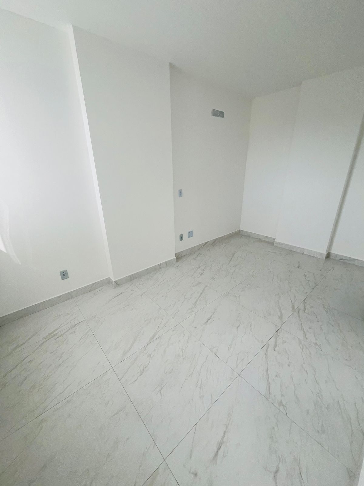 Apartamento à venda com 2 quartos, 79m² - Foto 13