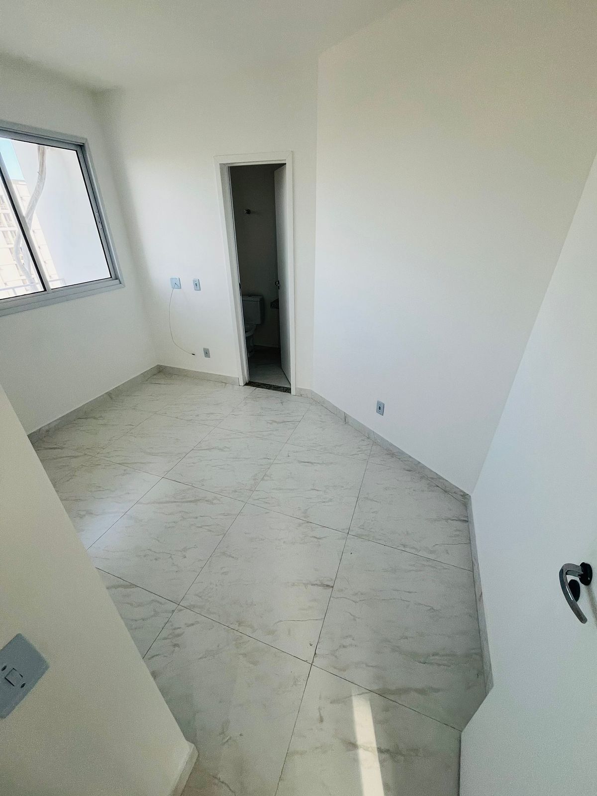 Apartamento à venda com 2 quartos, 79m² - Foto 18