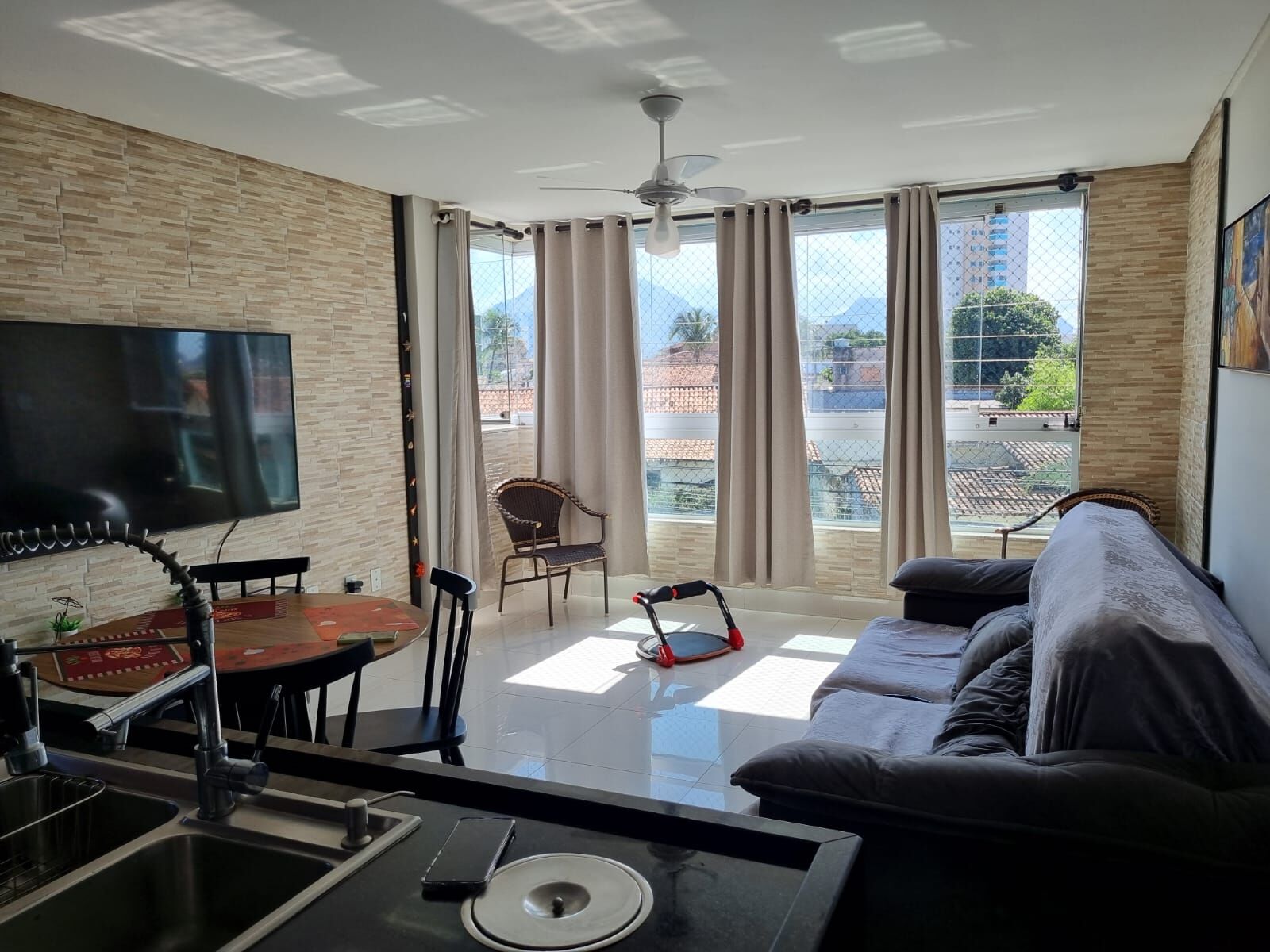 Apartamento à venda com 2 quartos, 90m² - Foto 1