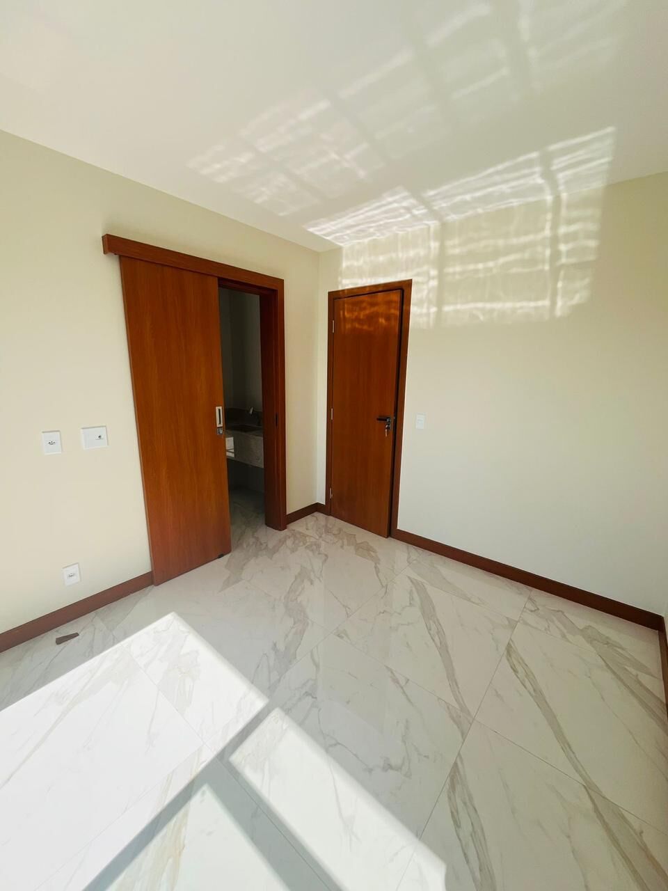 Apartamento à venda com 3 quartos, 99m² - Foto 26