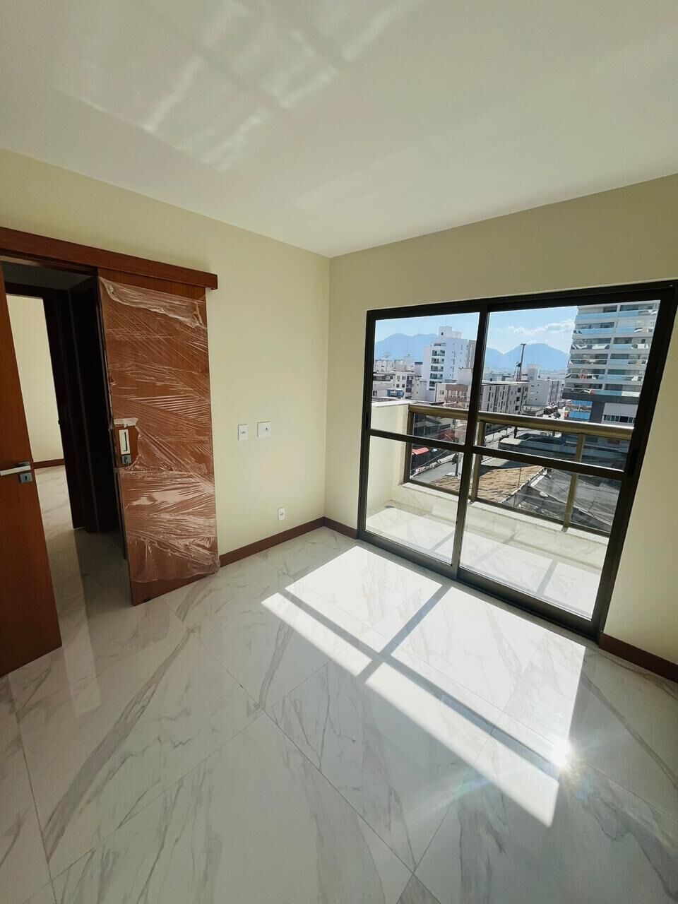 Apartamento à venda com 3 quartos, 99m² - Foto 6