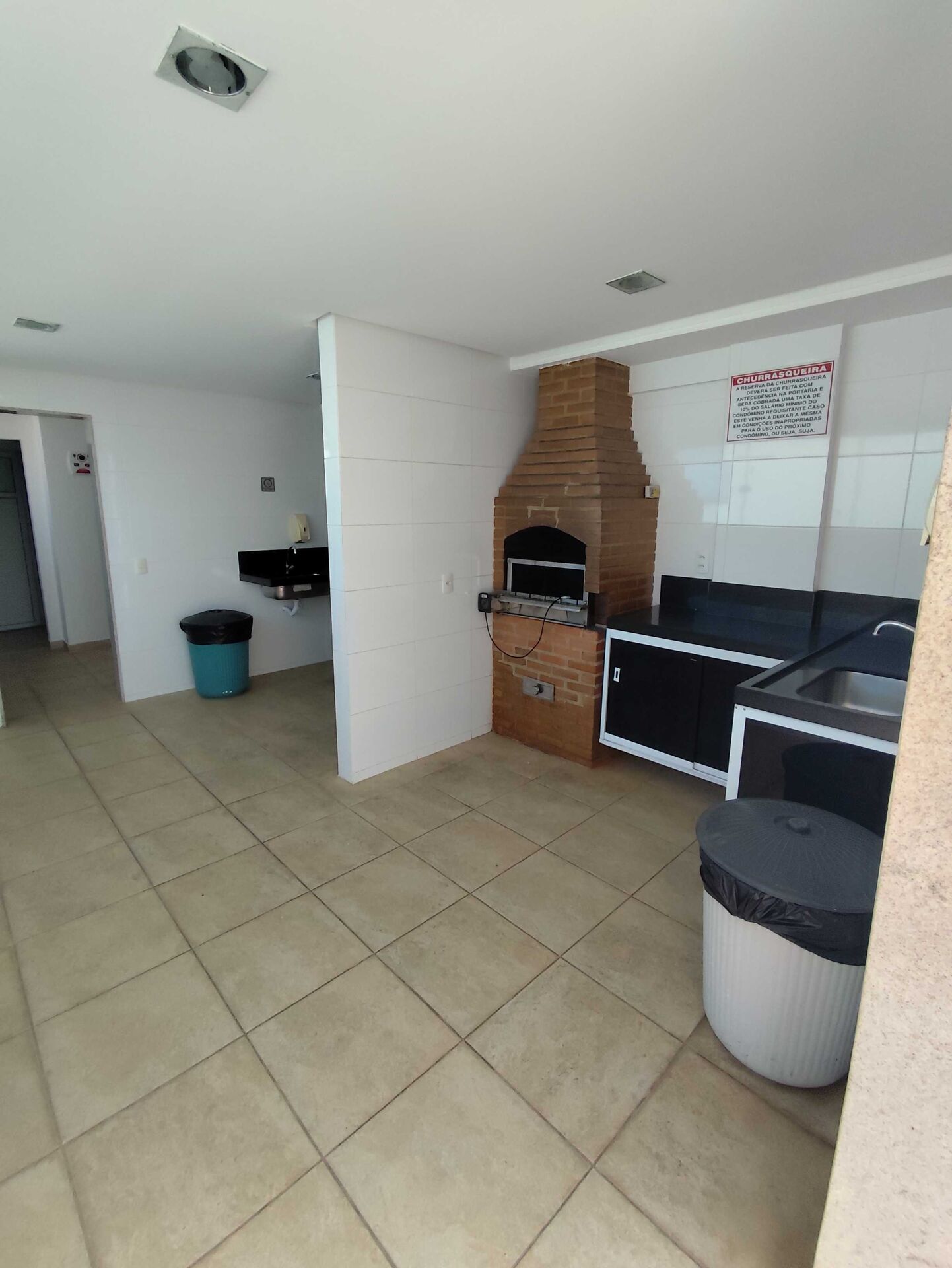 Apartamento à venda com 3 quartos, 100m² - Foto 12