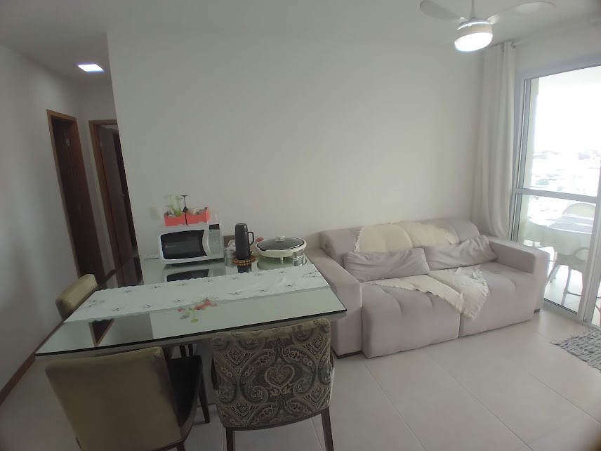 Apartamento à venda com 2 quartos, 66m² - Foto 2