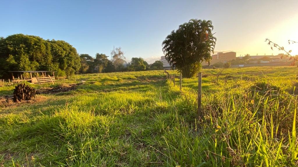 Terreno à venda, 1800m² - Foto 3