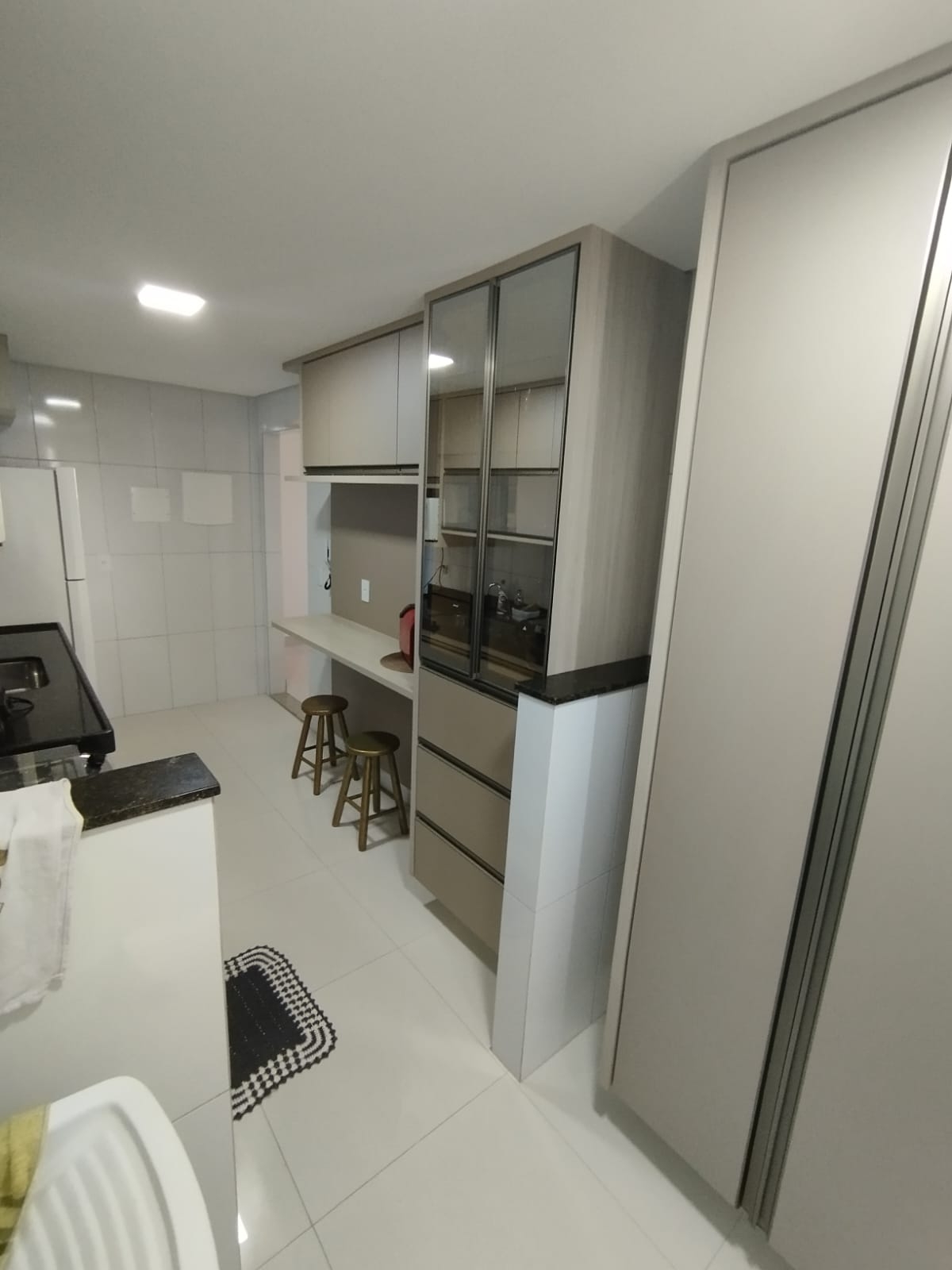 Apartamento à venda com 3 quartos, 95m² - Foto 12