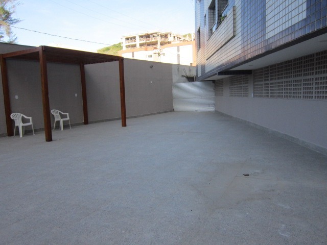 Apartamento à venda com 2 quartos, 90m² - Foto 28