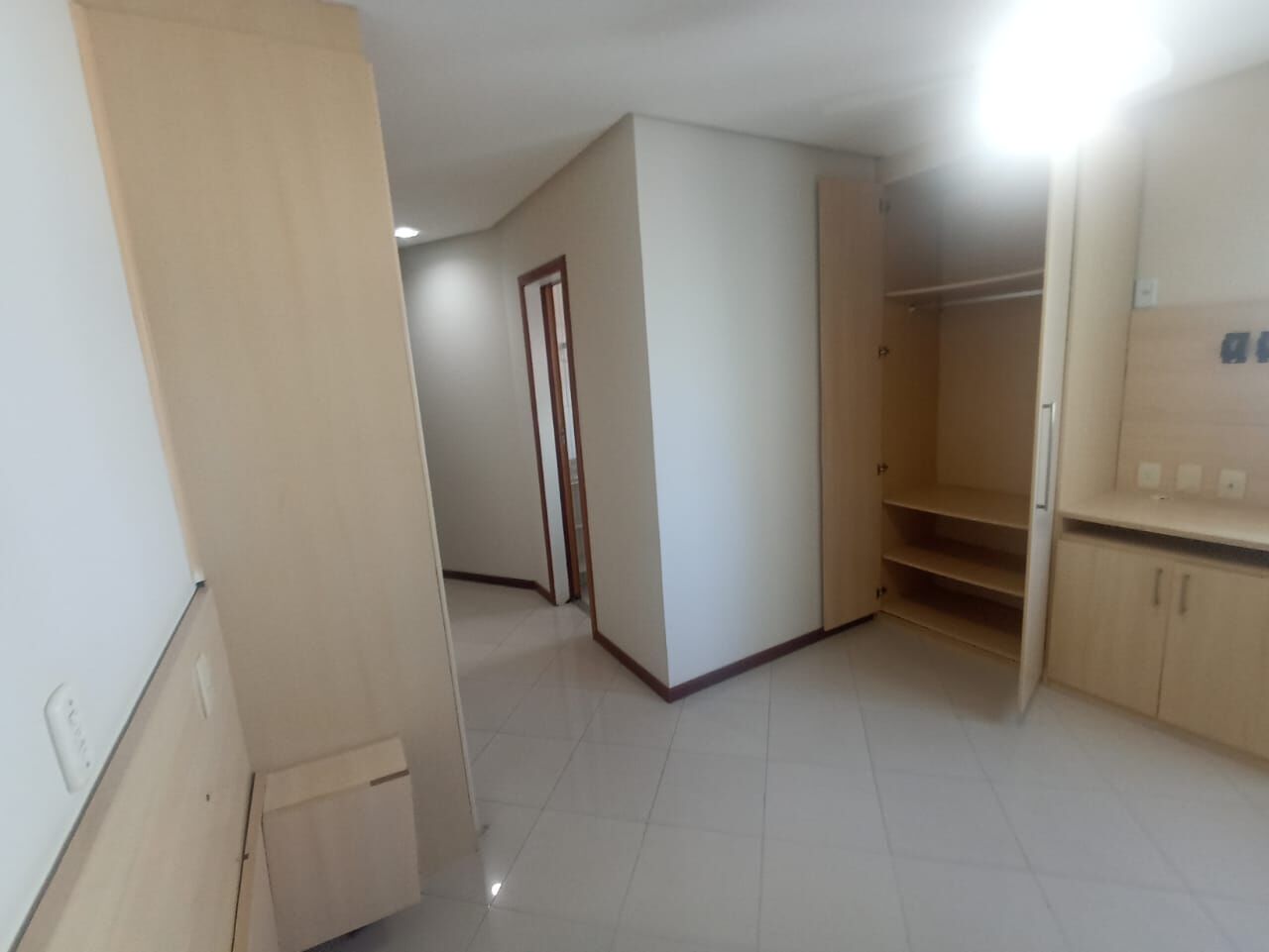 Apartamento à venda com 3 quartos, 120m² - Foto 7