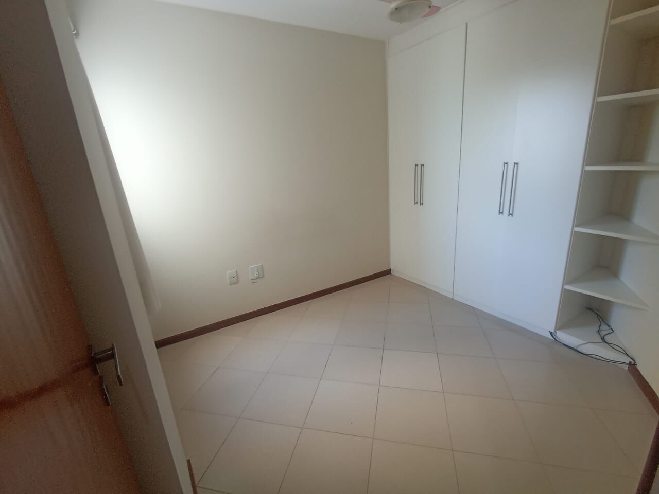 Apartamento à venda com 3 quartos, 120m² - Foto 9