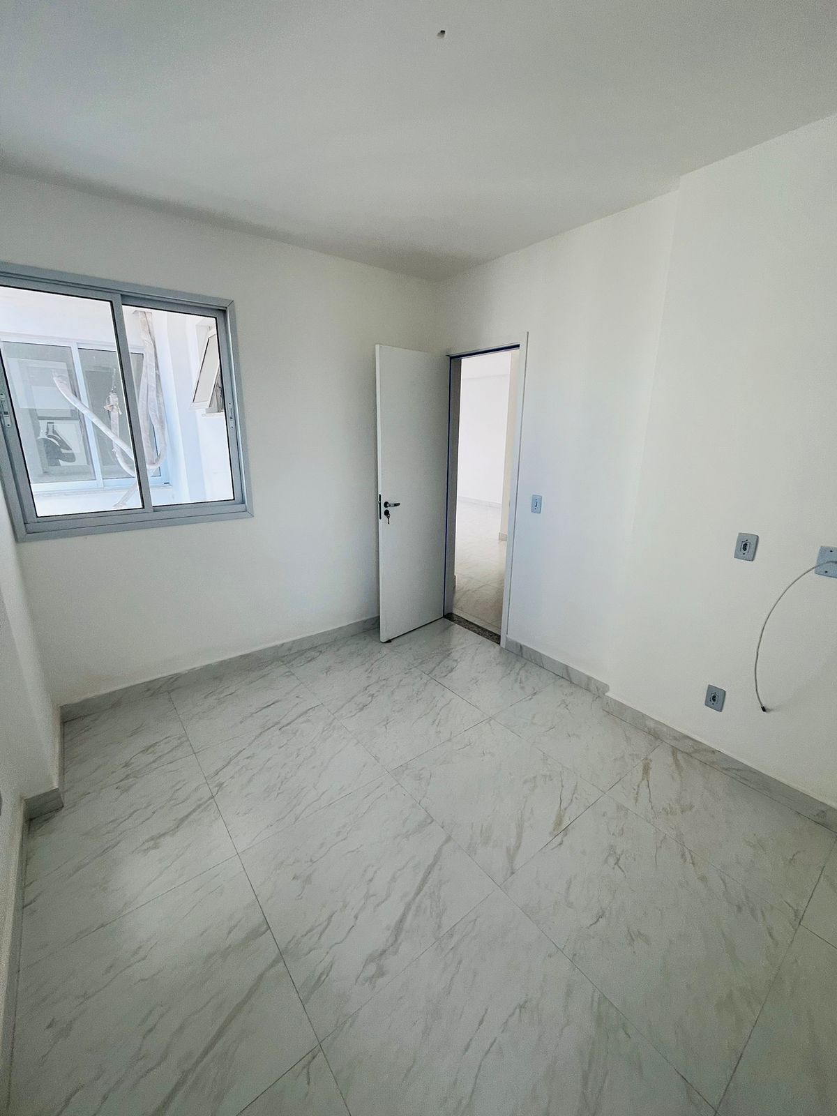 Apartamento à venda com 3 quartos, 85m² - Foto 25