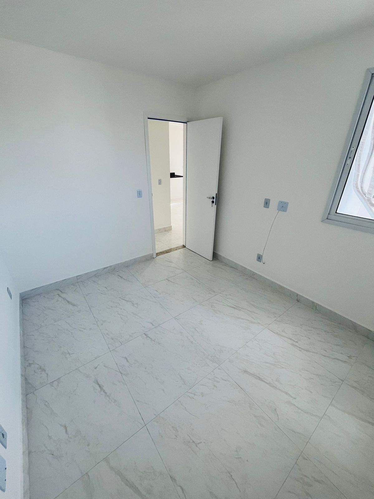 Apartamento à venda com 3 quartos, 85m² - Foto 3