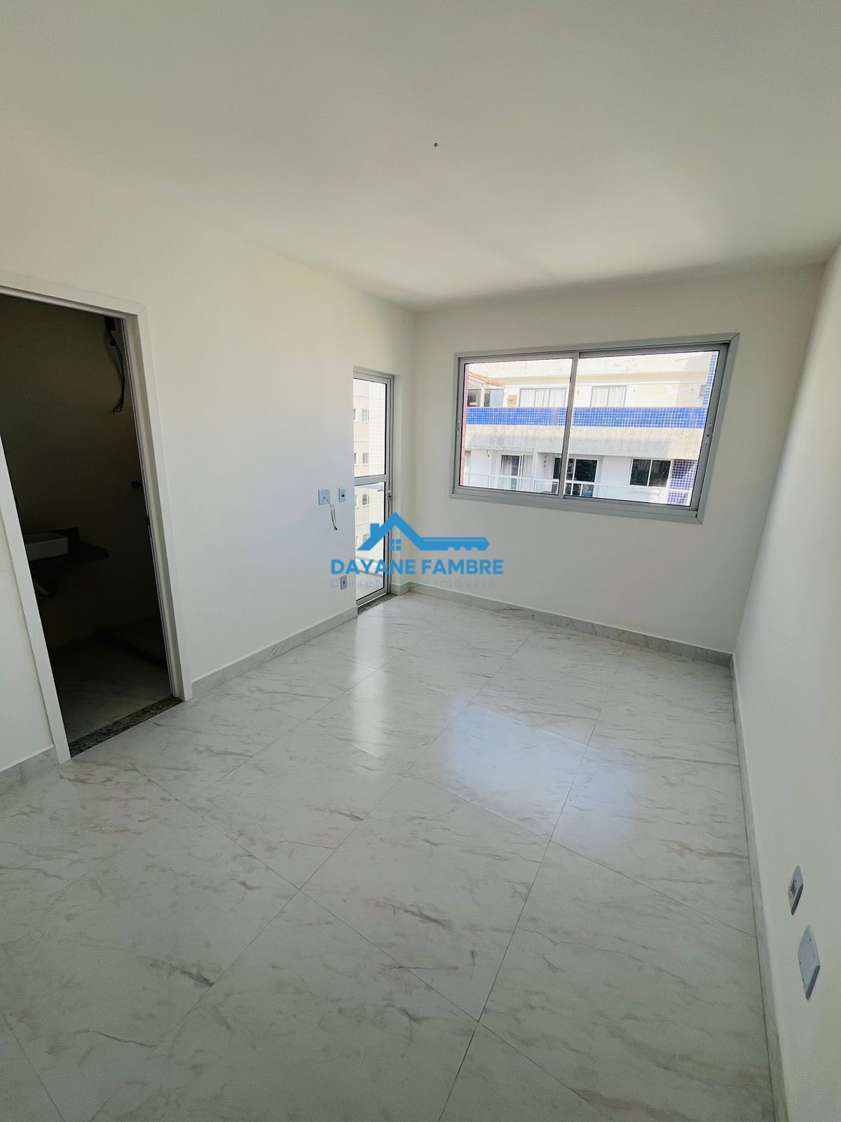 Apartamento à venda com 3 quartos, 85m² - Foto 4