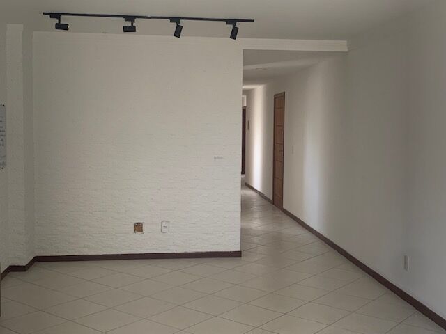 Apartamento à venda com 3 quartos, 105m² - Foto 15