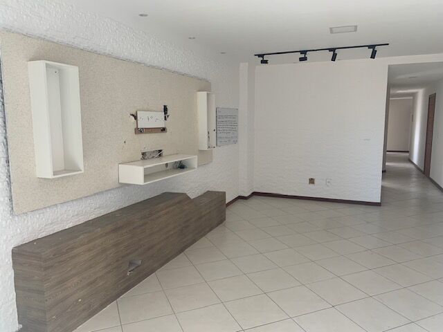 Apartamento à venda com 3 quartos, 105m² - Foto 17