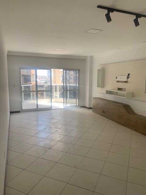 Apartamento à venda com 3 quartos, 105m² - Foto 12