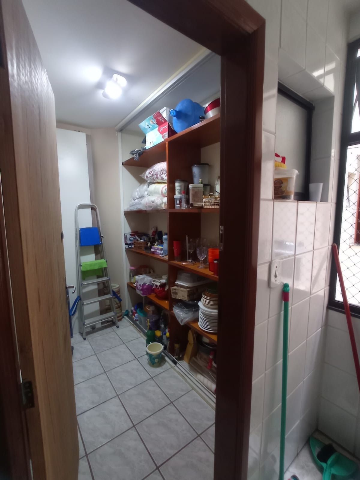 Apartamento à venda com 2 quartos, 90m² - Foto 28