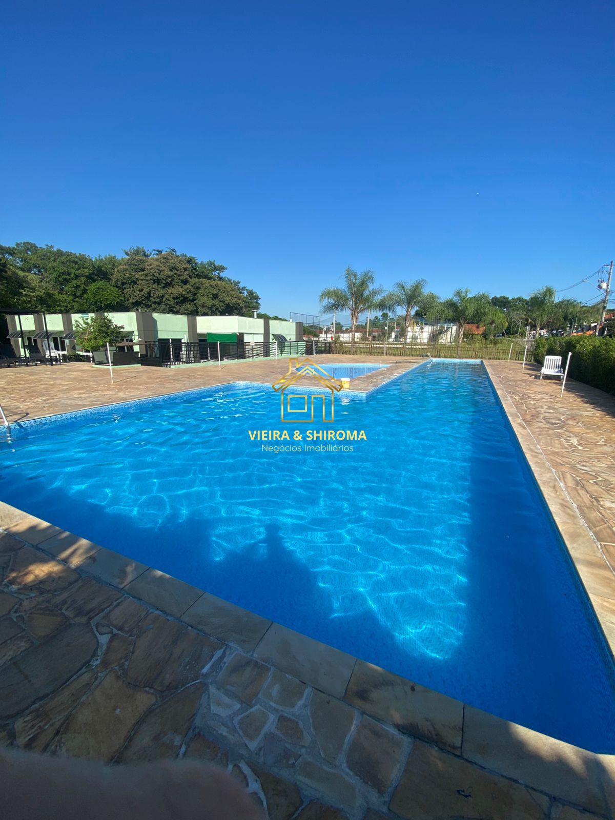 Casa à venda com 2 quartos, 65m² - Foto 11
