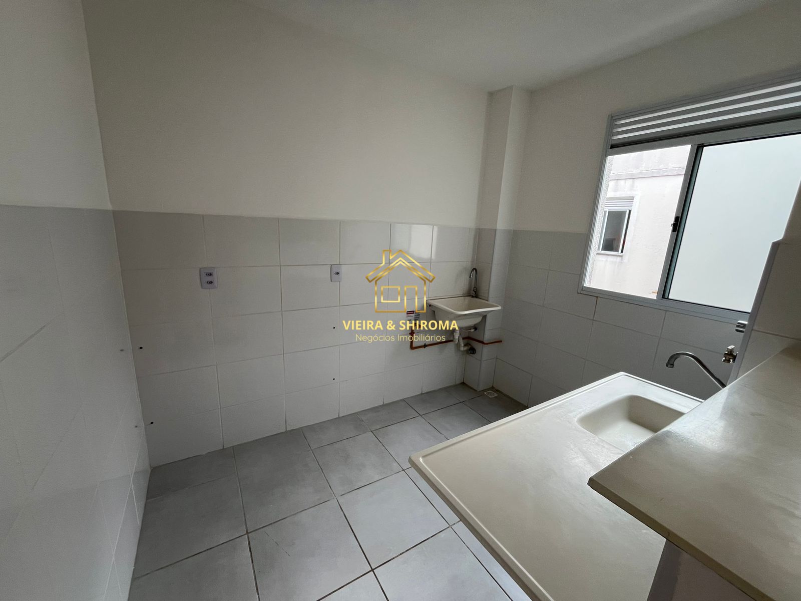 Apartamento à venda com 2 quartos, 44m² - Foto 11