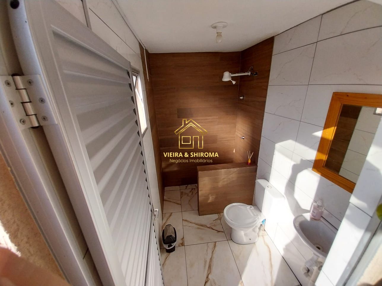 Casa à venda com 2 quartos, 86m² - Foto 9