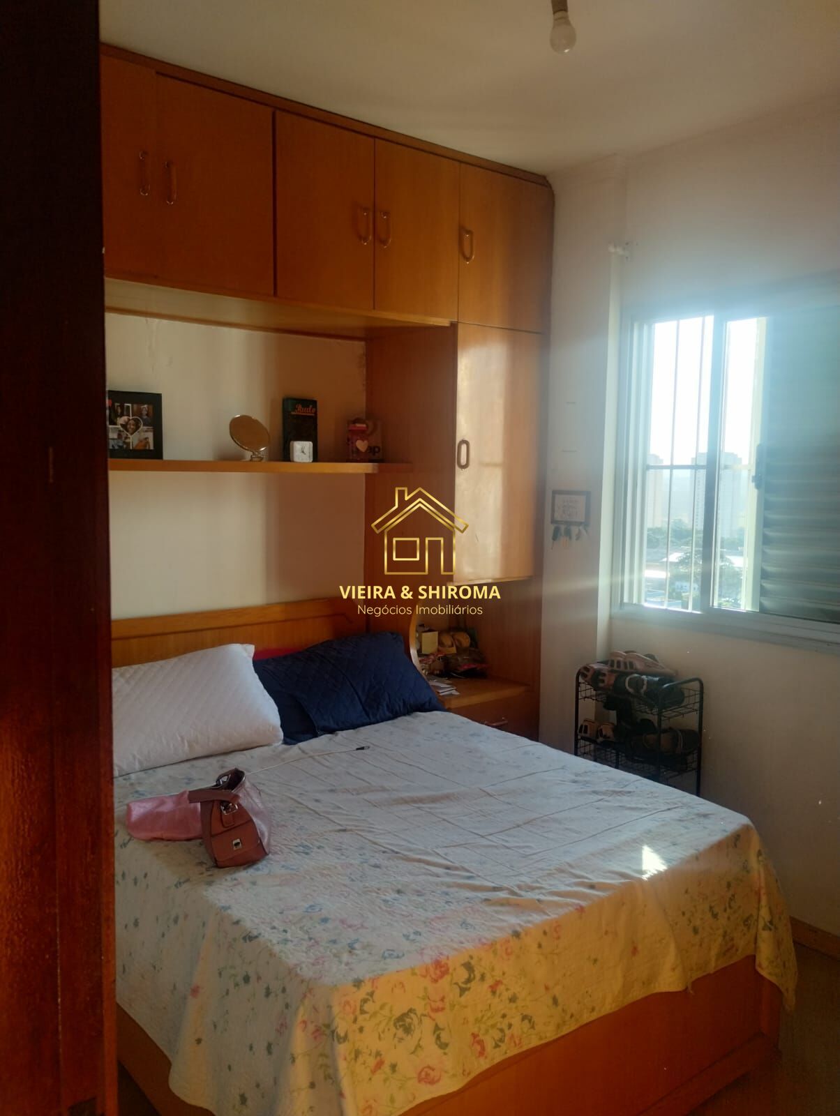 Apartamento à venda com 3 quartos, 70m² - Foto 2