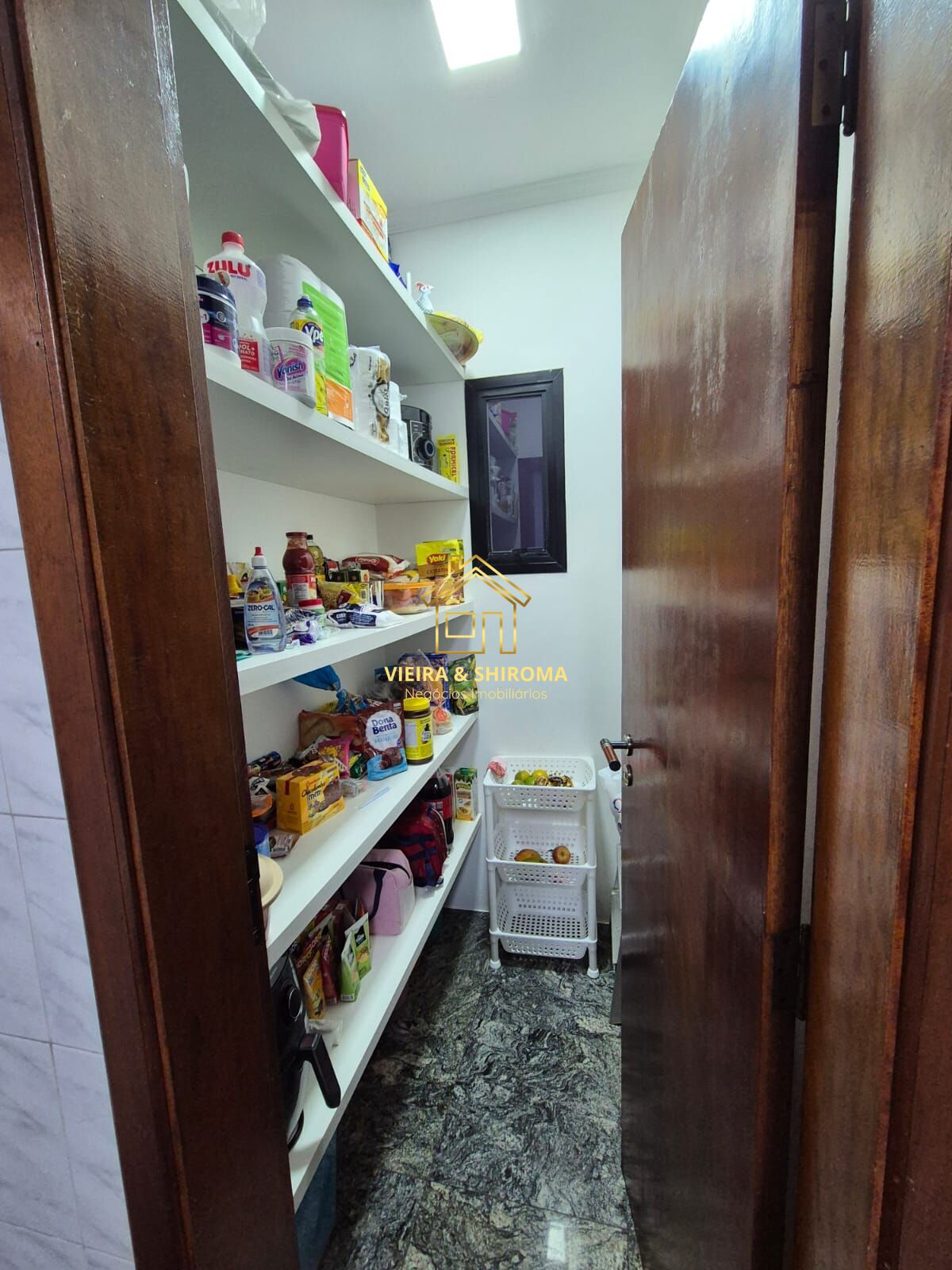 Casa à venda com 3 quartos, 227m² - Foto 12