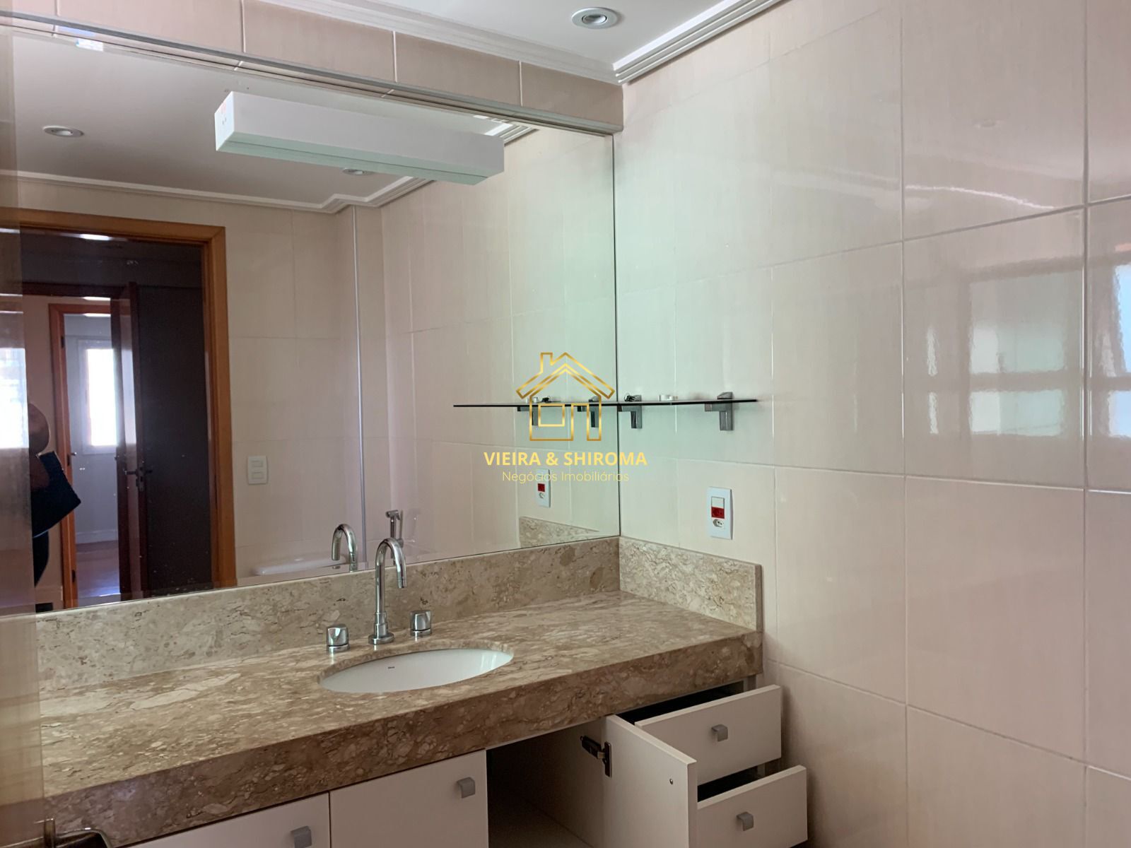 Apartamento à venda com 3 quartos, 153m² - Foto 22