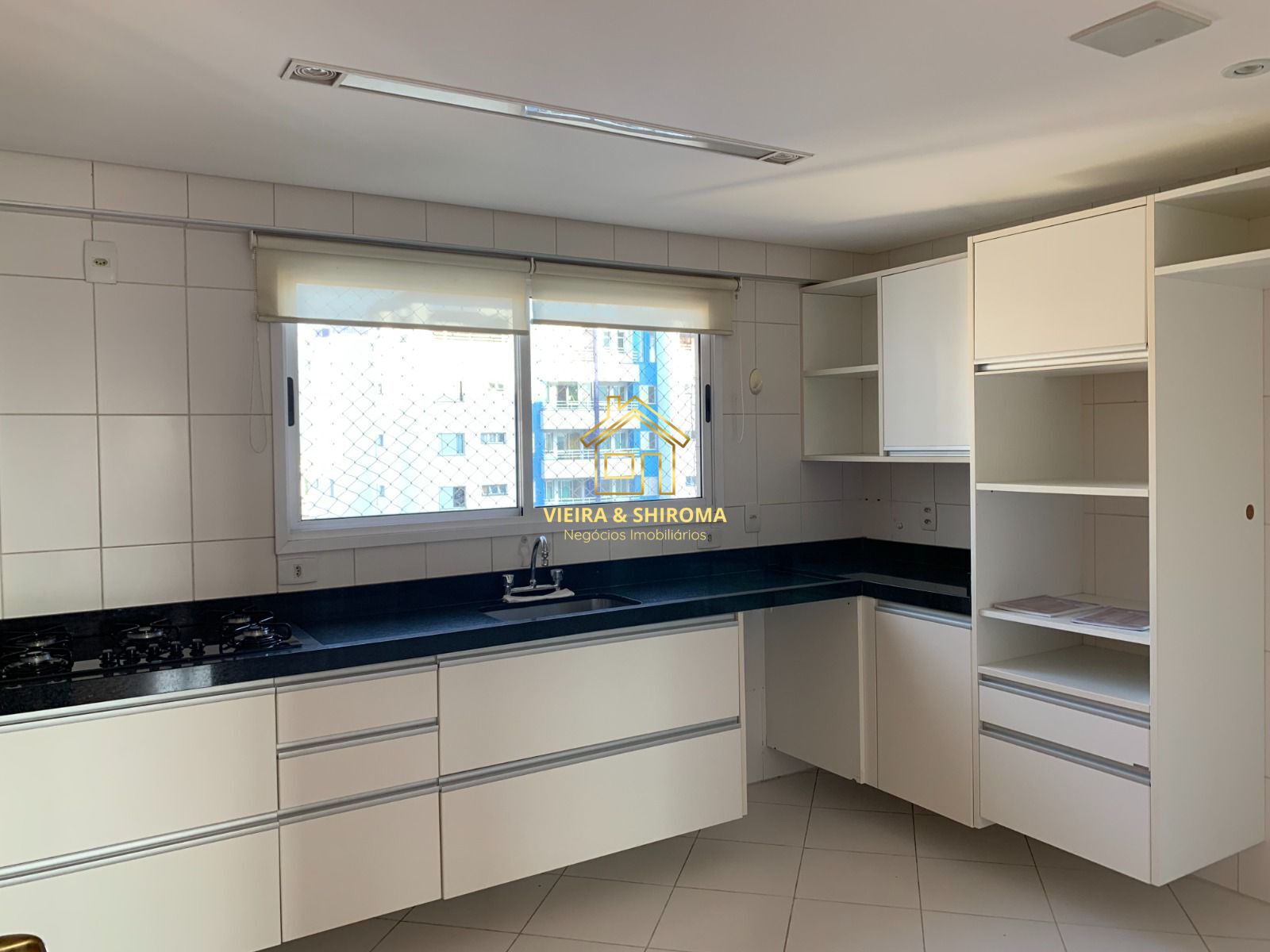 Apartamento à venda com 3 quartos, 153m² - Foto 16