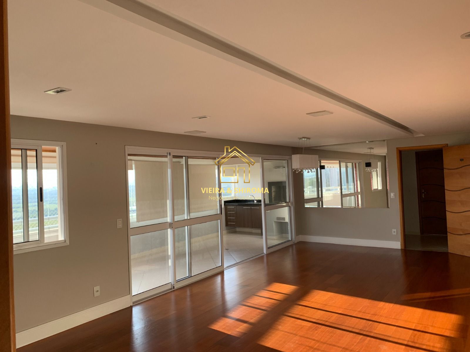 Apartamento à venda com 3 quartos, 153m² - Foto 13