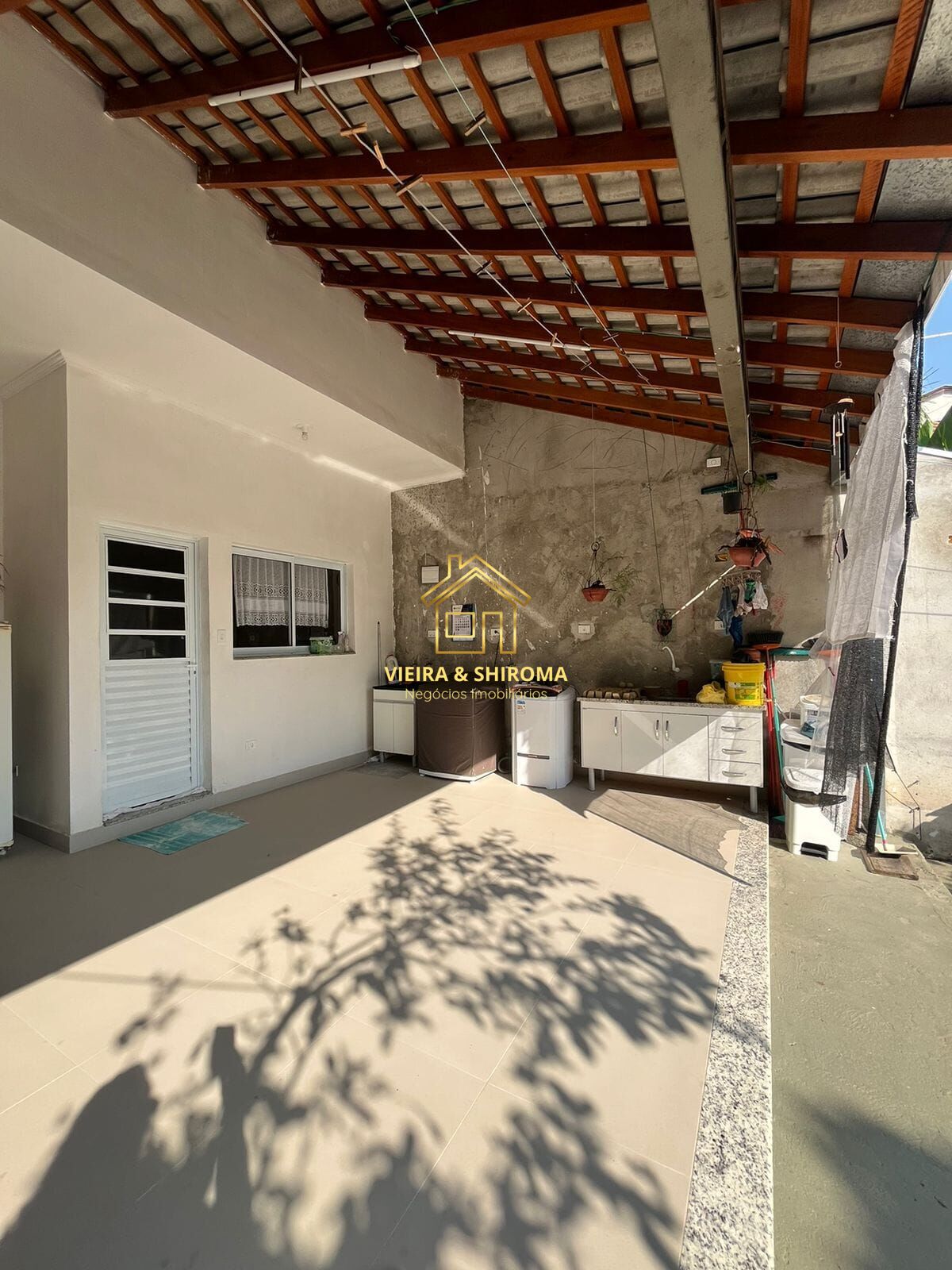 Casa à venda com 2 quartos, 150m² - Foto 6
