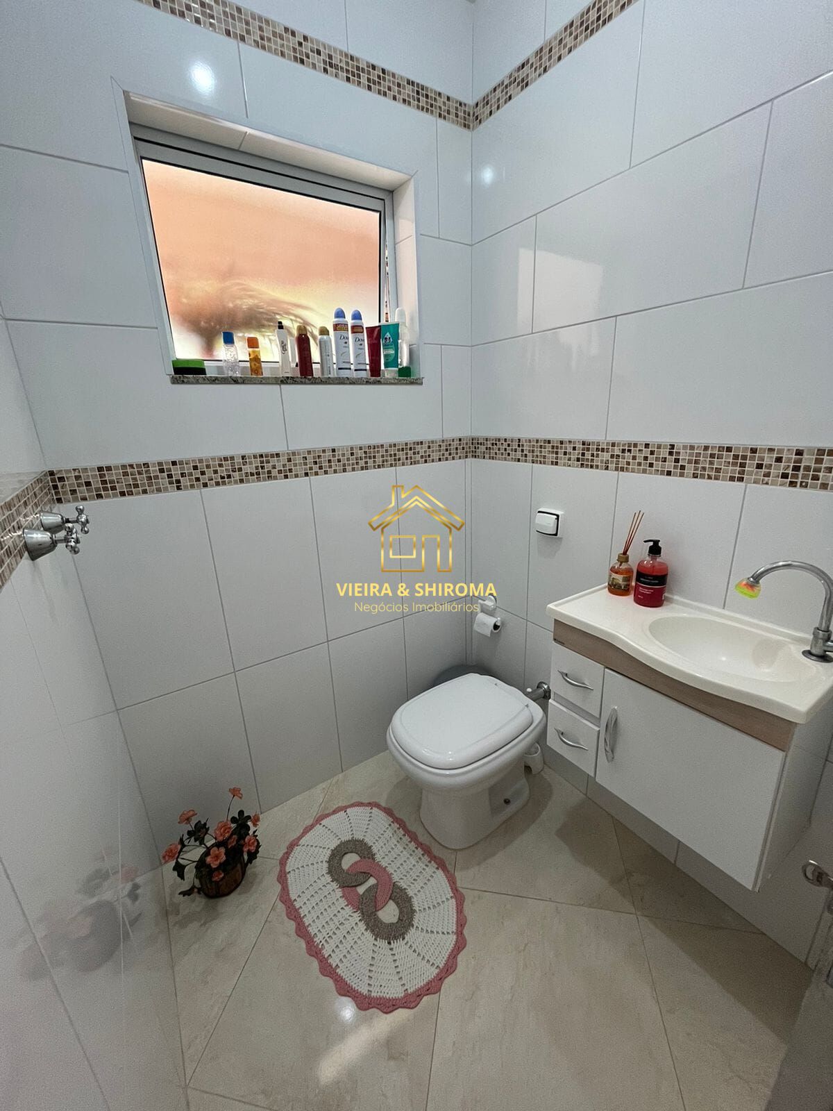 Casa à venda com 2 quartos, 150m² - Foto 11