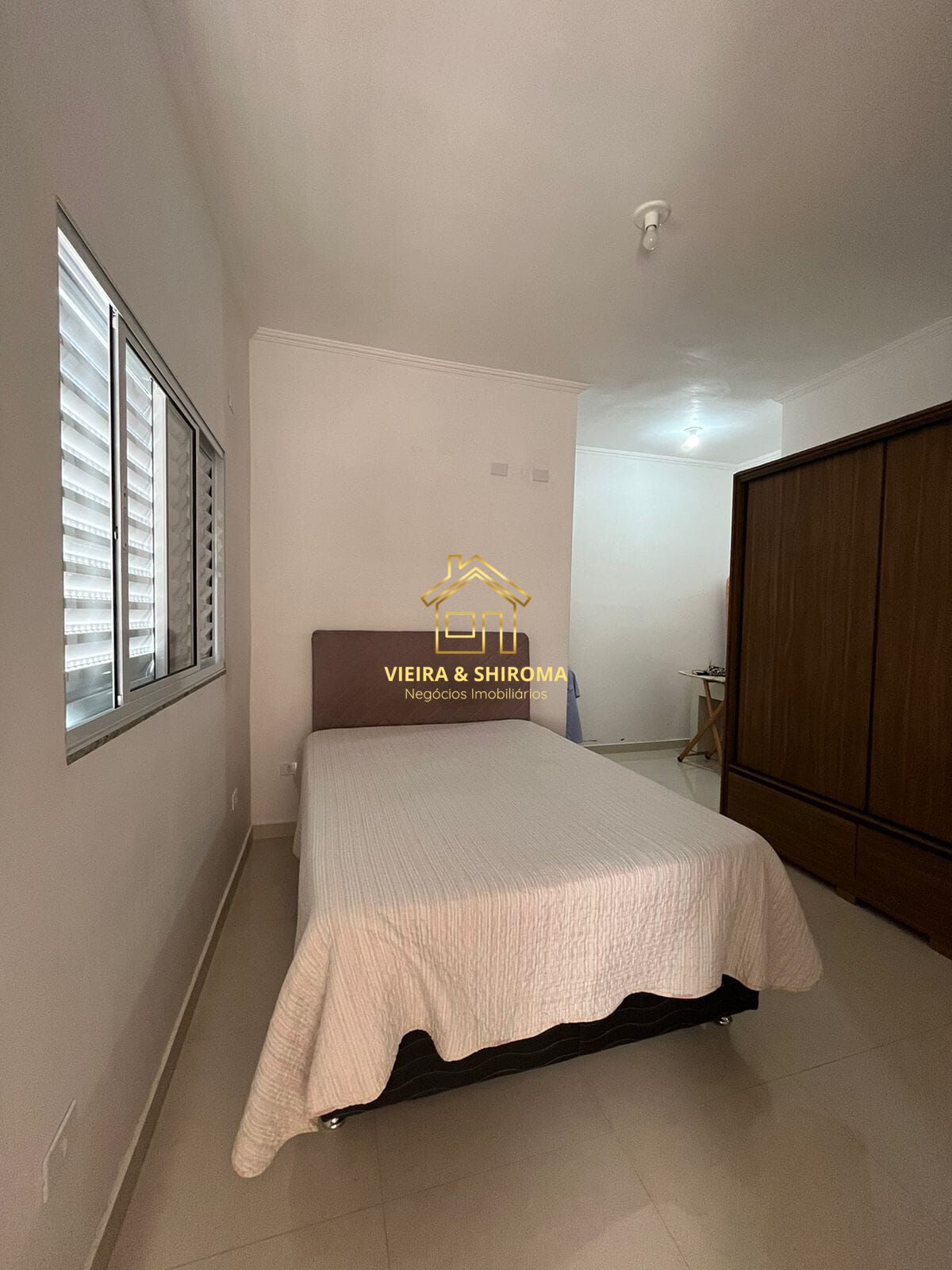 Casa à venda com 2 quartos, 150m² - Foto 13