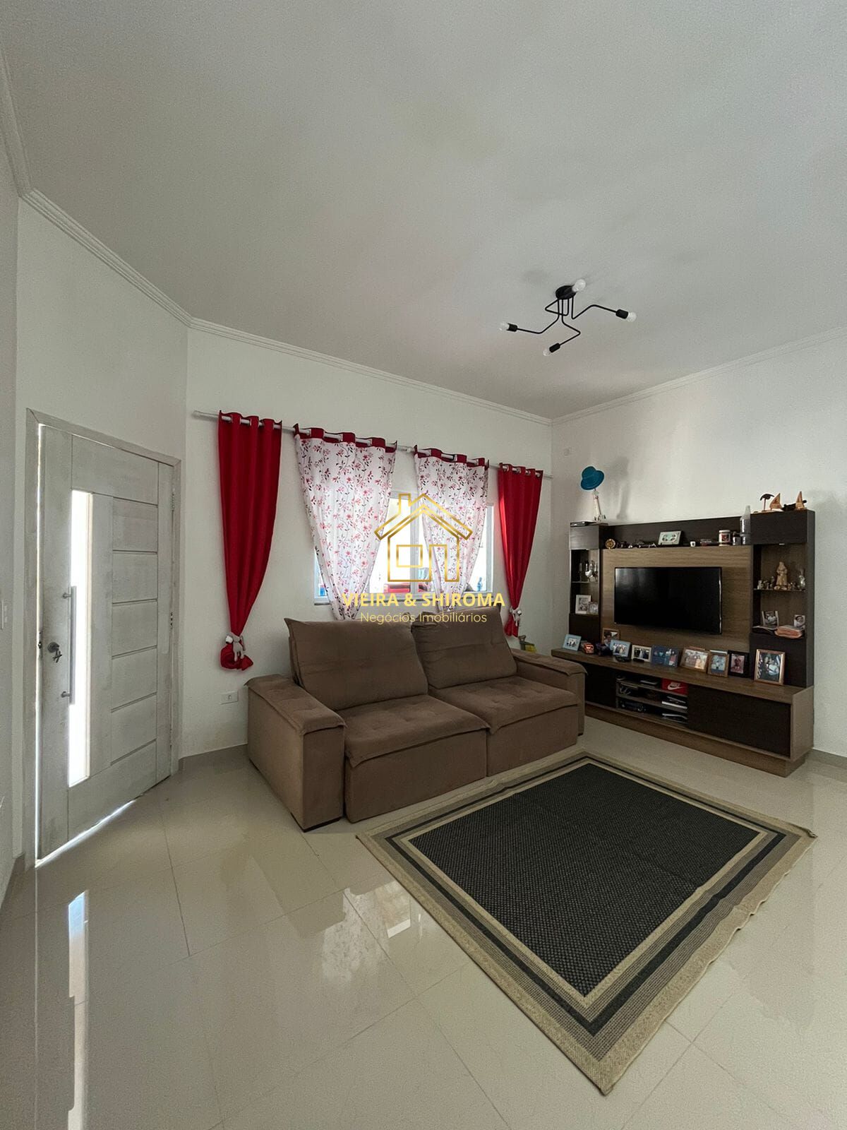 Casa à venda com 2 quartos, 150m² - Foto 8