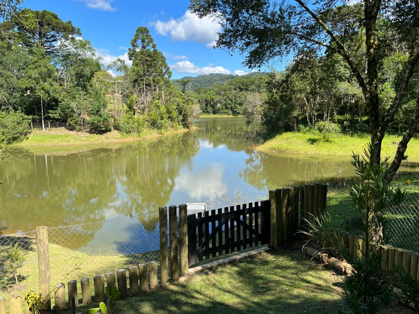 LINDA CASA A VENDA NA BARRAGEM DO PINHAL EM RIO DOS CEDROS — foto 5