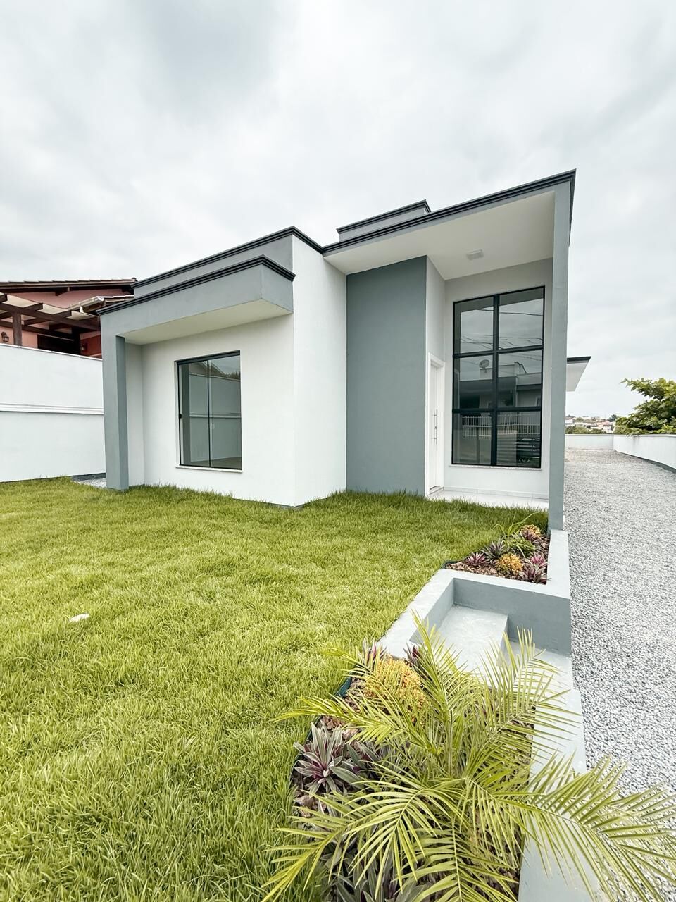 Casa com 3 dormitórios sendo uma suíte com closet — foto 7