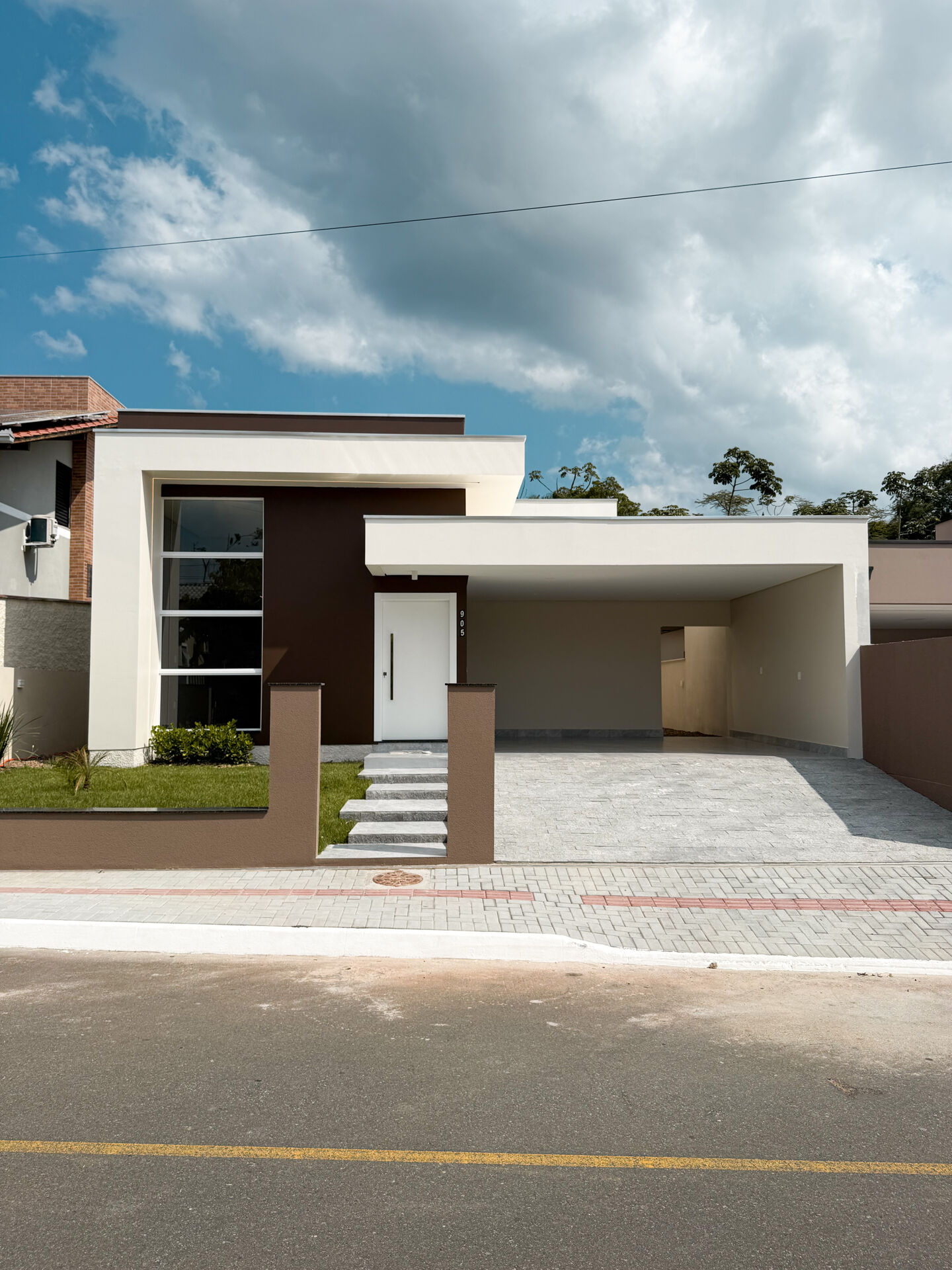 Casa com suite e duas vagas de garagem no bairro Estrada das Areias, Indaial/SC — foto 4