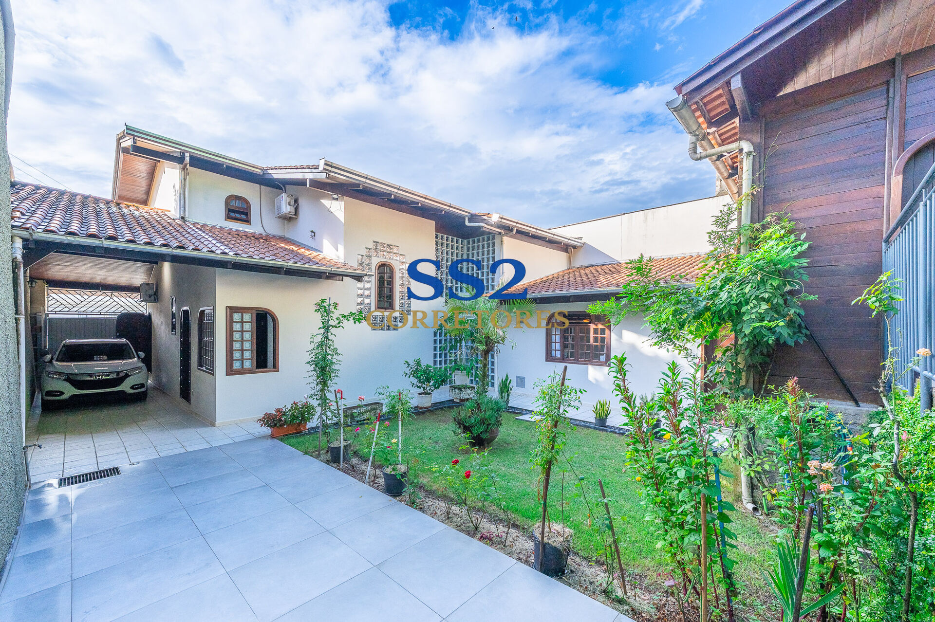Excelente Casa para Moradia e Comercial - foto 1