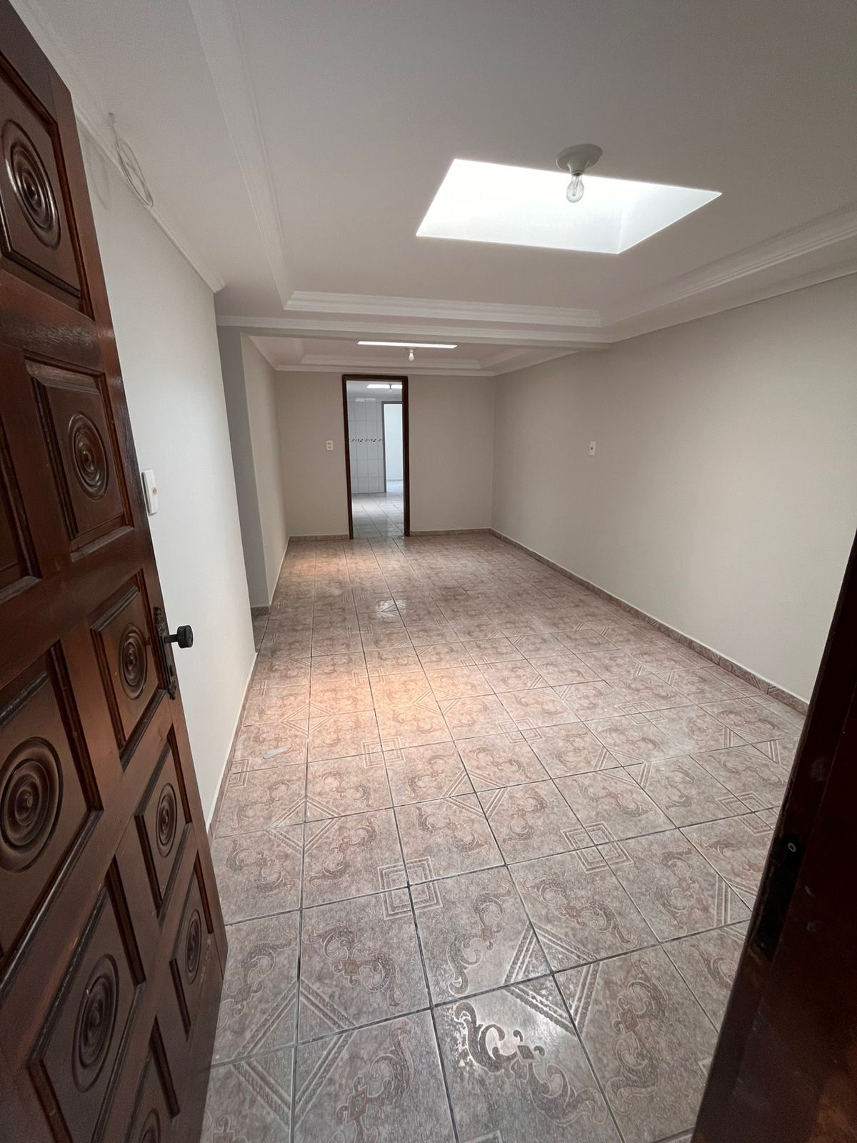 Casa à venda com 4 quartos, 130m² - Foto 2