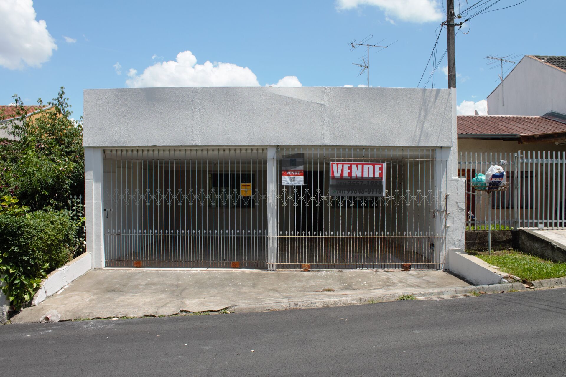 Casa à venda com 4 quartos, 130m² - Foto 1