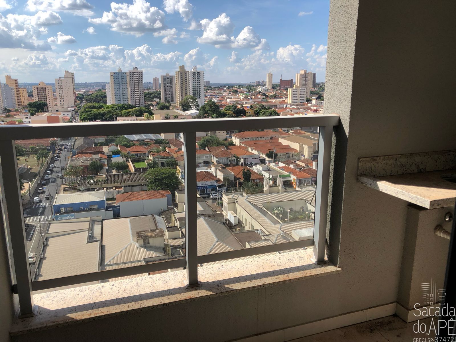 Apartamento à venda com 2 quartos, 68m² - Foto 1