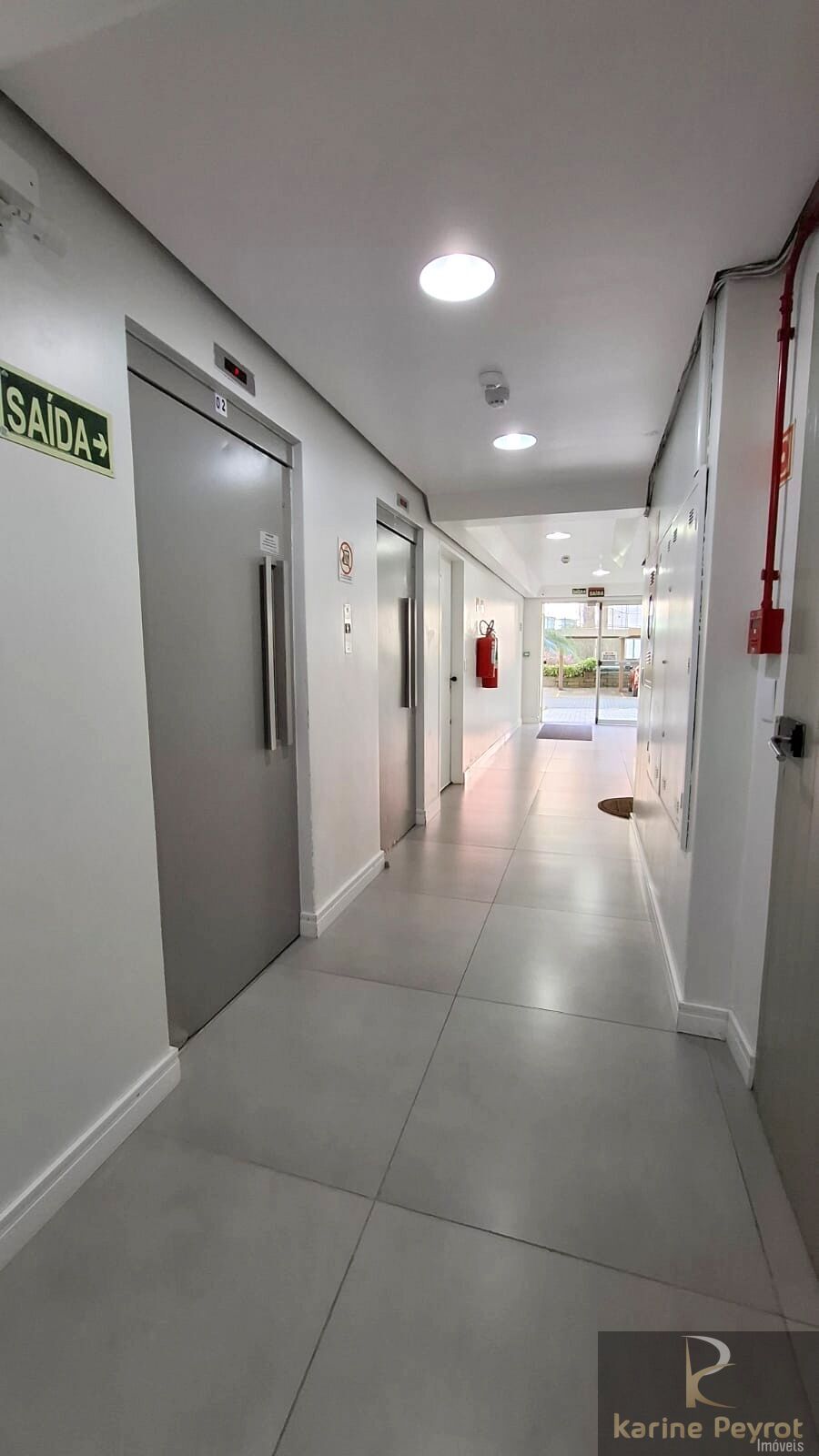 Apartamento à venda com 2 quartos, 57m² - Foto 31
