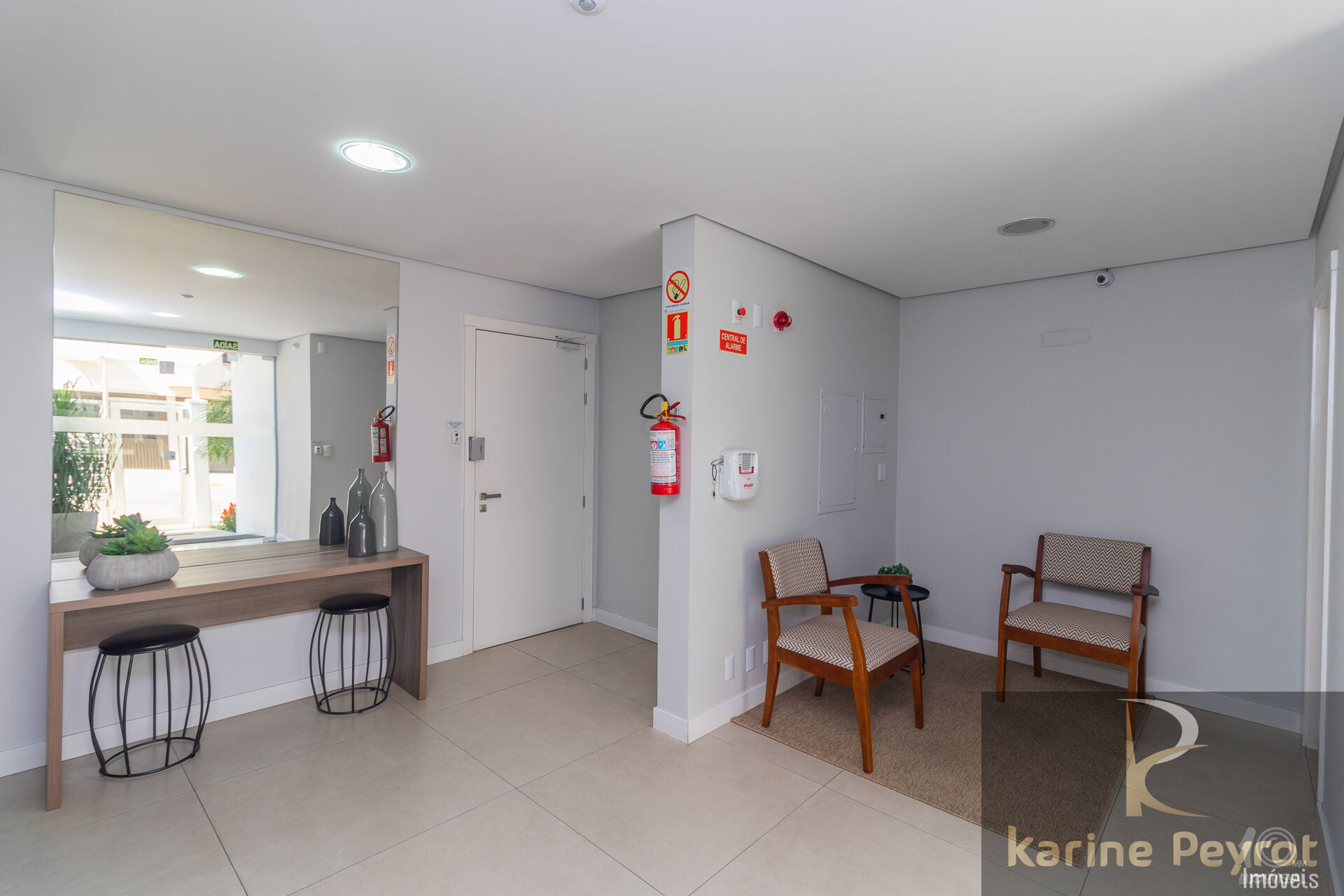 Apartamento à venda com 2 quartos, 79m² - Foto 24