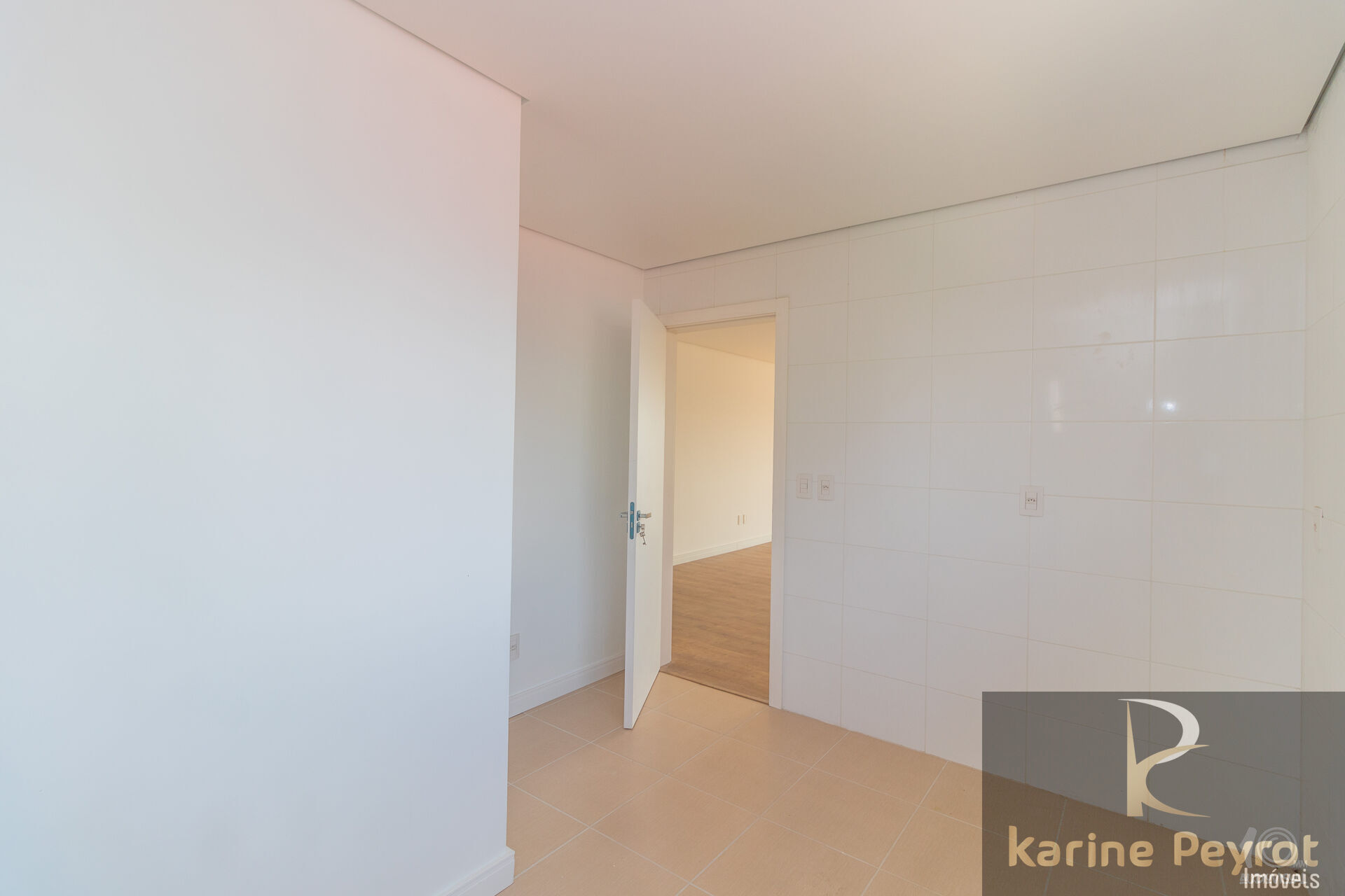 Apartamento à venda com 3 quartos, 124m² - Foto 32